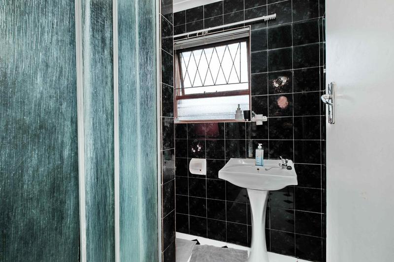 3 Bedroom Property for Sale in Booysens Park Eastern Cape